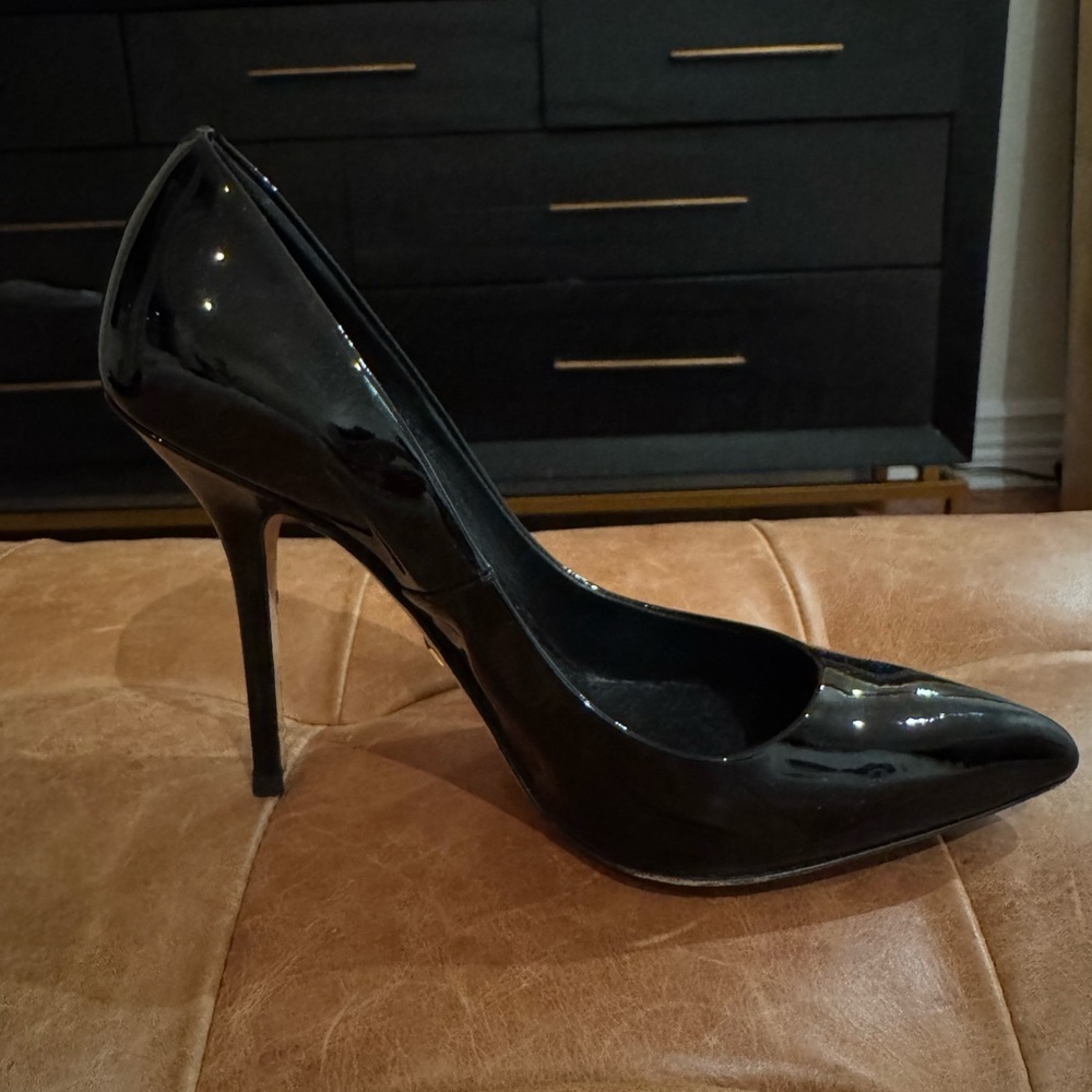 Black Dolce & Gabbana Stilettos (Size 36)